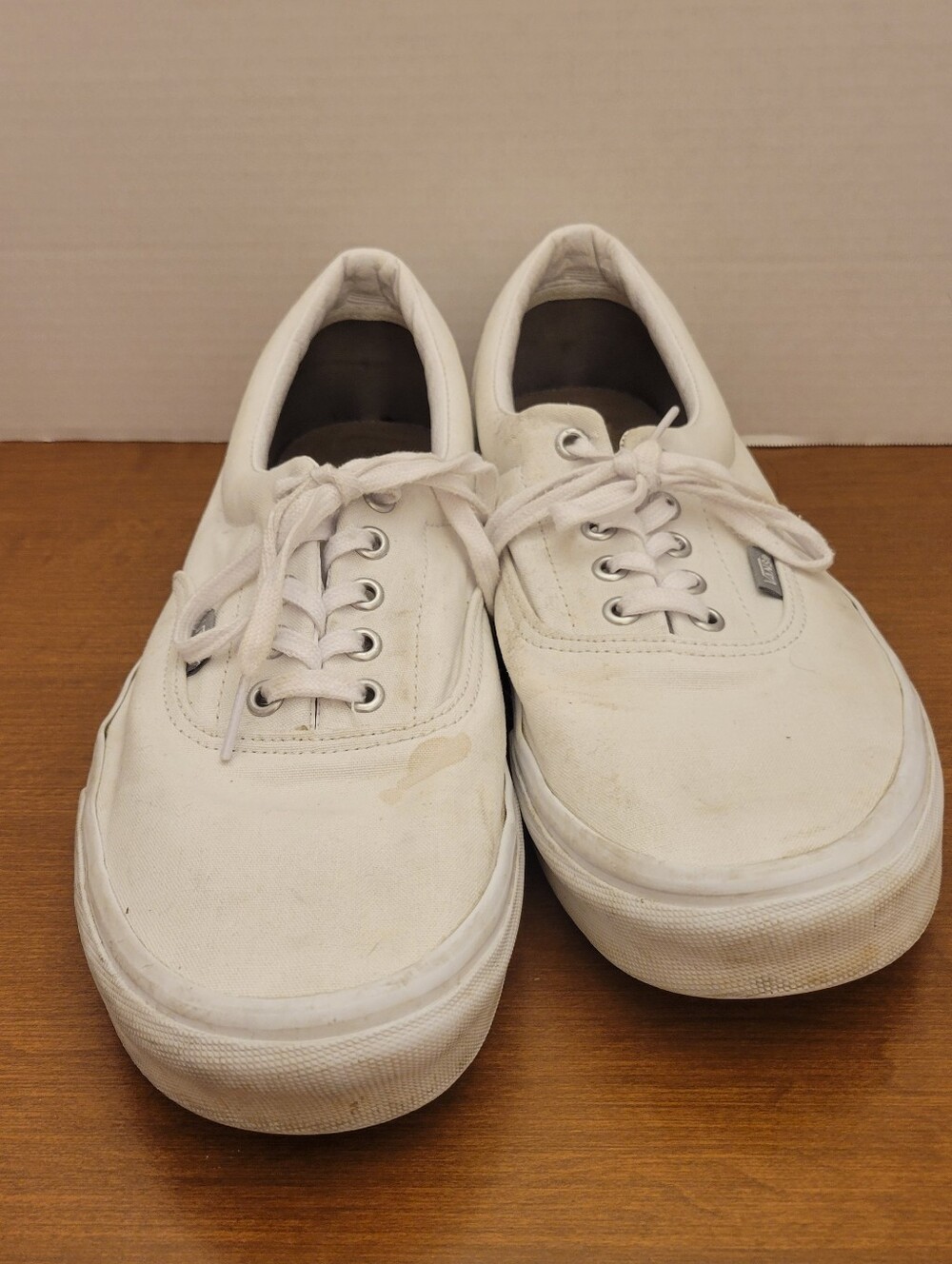 Men's Vans White Canvas Low-Top Sneakers, Size 12
